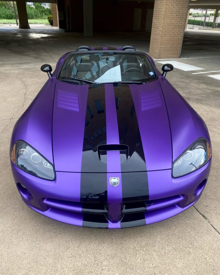 Gloss, Matte, Satin, or Chrome: Choosing the Perfect Finish for Your Vehicle Wrap